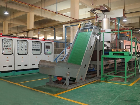 生產(chǎn)設(shè)備